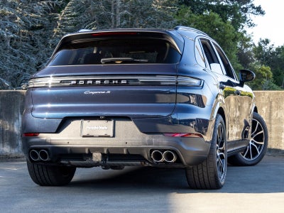 2025 Porsche Cayenne S