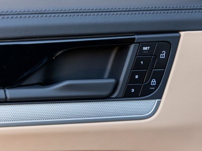 2025 Porsche Cayenne S