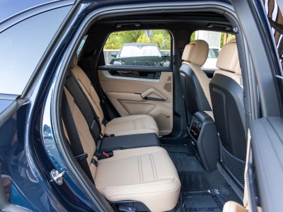 2025 Porsche Cayenne S