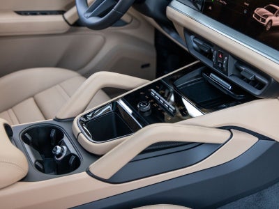 2025 Porsche Cayenne S