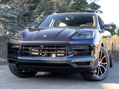 2025 Porsche Cayenne S