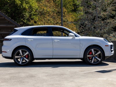 2025 Porsche Cayenne Cayenne S