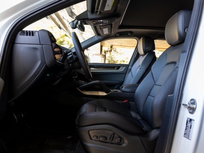 2025 Porsche Cayenne Cayenne S
