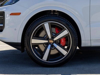 2025 Porsche Cayenne Cayenne S