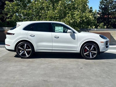 2025 Porsche Cayenne Cayenne S