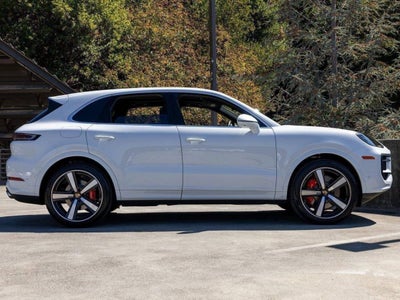 2025 Porsche Cayenne Cayenne S