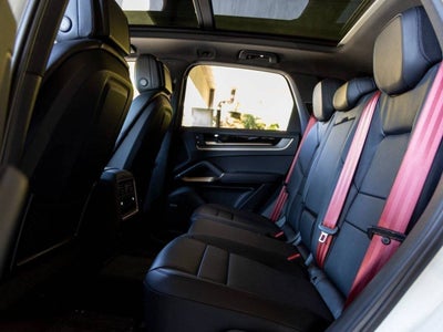 2025 Porsche Cayenne Cayenne S
