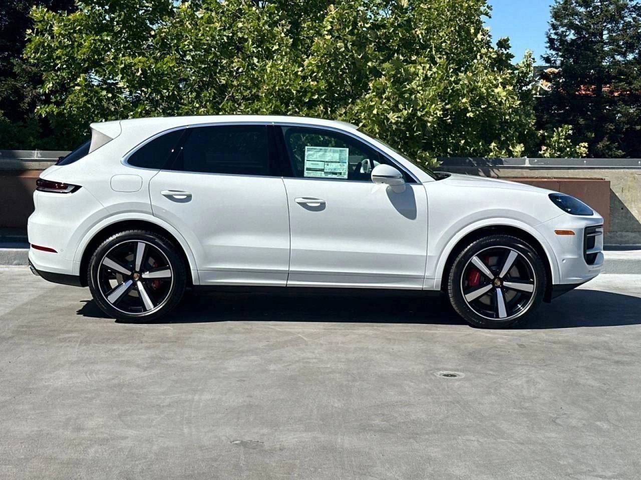 2025 Porsche Cayenne Cayenne S