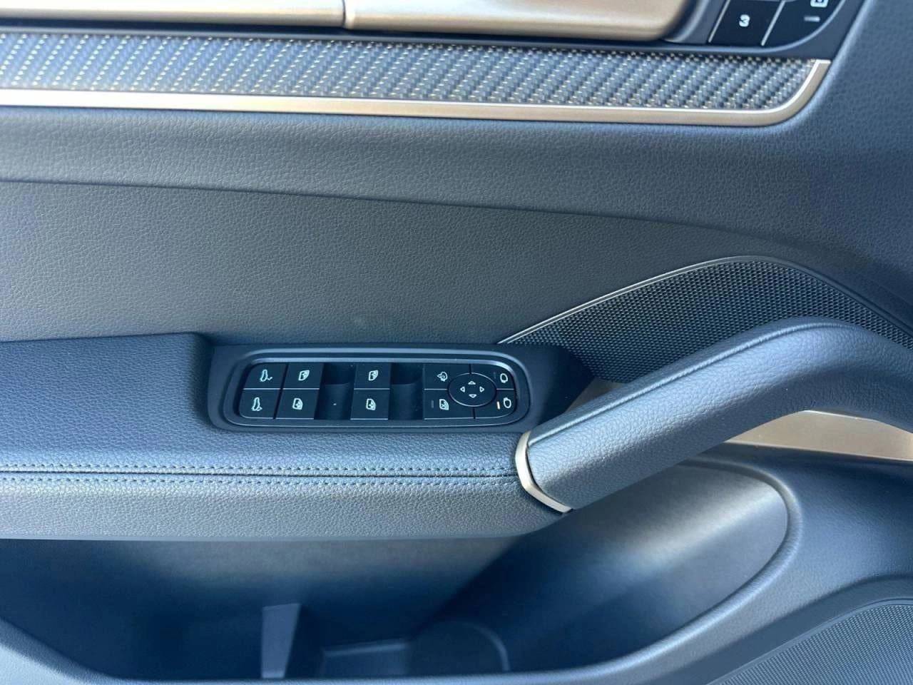 2025 Porsche Cayenne Cayenne S