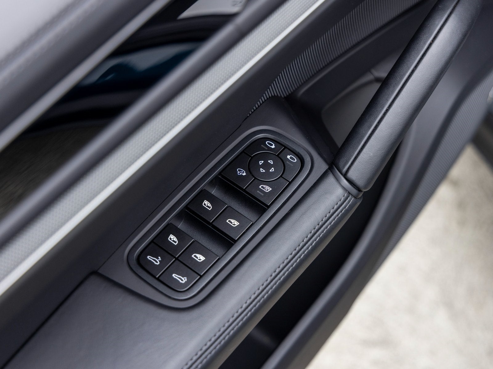 2025 Porsche Cayenne Cayenne S