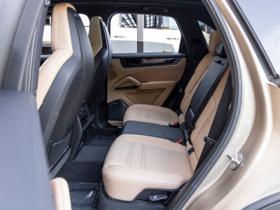 2025 Porsche Cayenne Cayenne S E-Hybrid