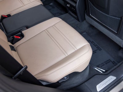 2025 Porsche Cayenne Cayenne S E-Hybrid