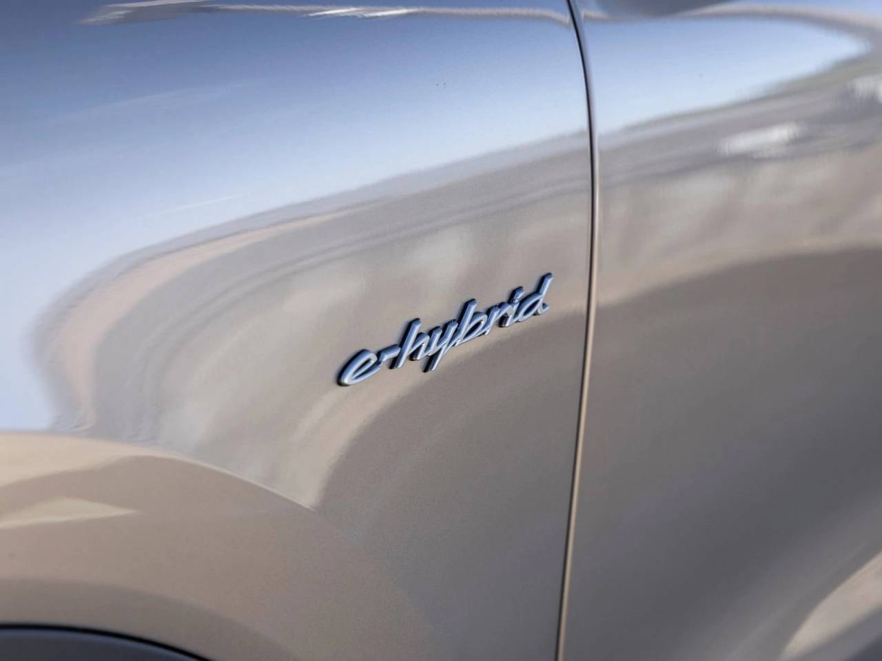 2025 Porsche Cayenne Cayenne S E-Hybrid