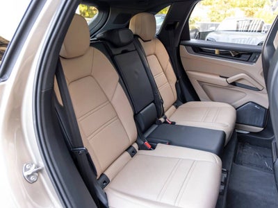 2025 Porsche Cayenne Cayenne S E-Hybrid