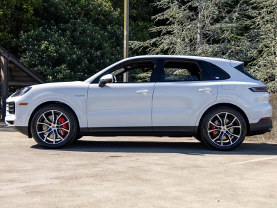 2026 Porsche Cayenne S E-Hybrid