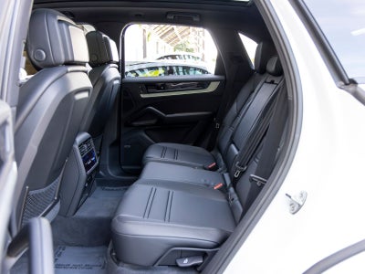 2026 Porsche Cayenne S E-Hybrid