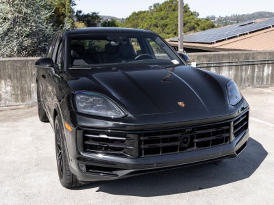 2024 Porsche Cayenne Cayenne S E-Hybrid (MY24)