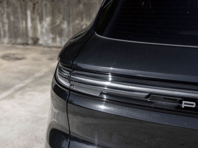 2024 Porsche Cayenne Cayenne S E-Hybrid (MY24)