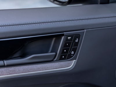 2024 Porsche Cayenne Cayenne S E-Hybrid (MY24)