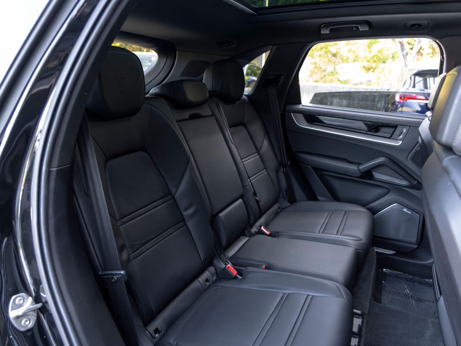 2024 Porsche Cayenne Cayenne S E-Hybrid (MY24)