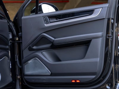 2024 Porsche Cayenne Cayenne S E-Hybrid (MY24)