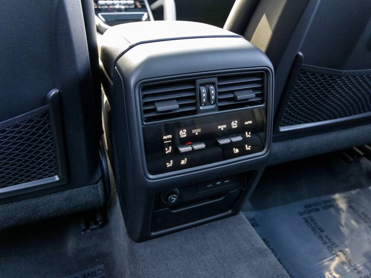 2025 Porsche Cayenne Cayenne Coupe