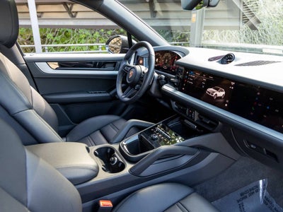 2025 Porsche Cayenne Cayenne Coupe