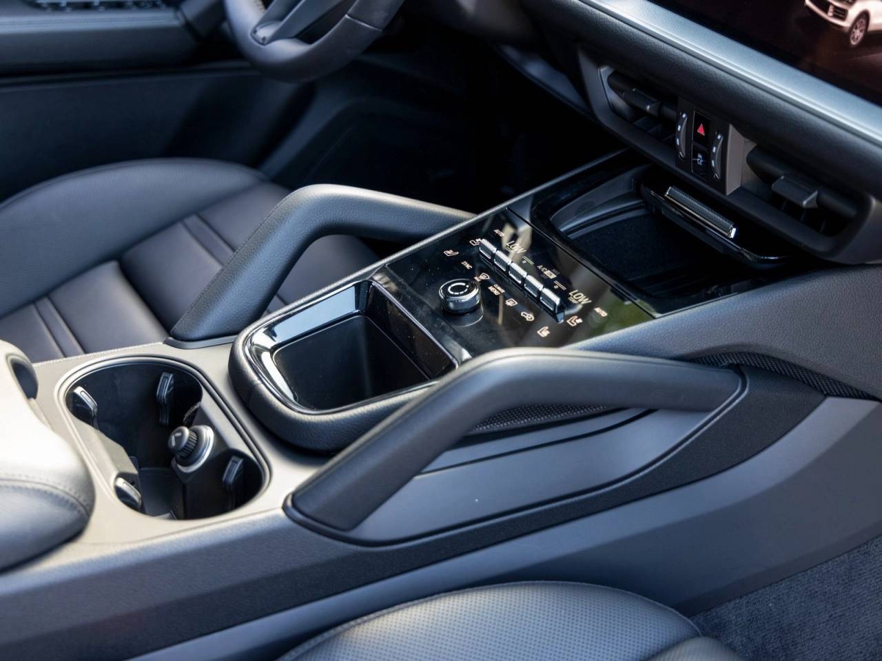 2025 Porsche Cayenne Cayenne Coupe