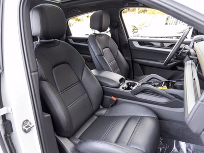 2026 Porsche Cayenne Cayenne Coupe