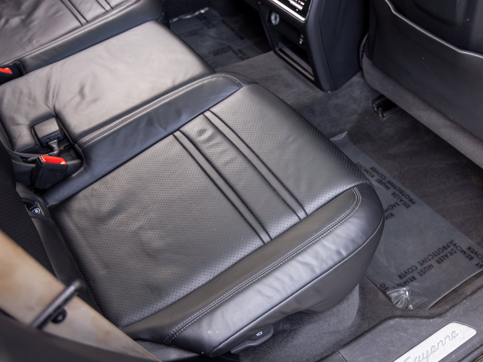 2022 Porsche Cayenne Cayenne Coupe Platinum Edition