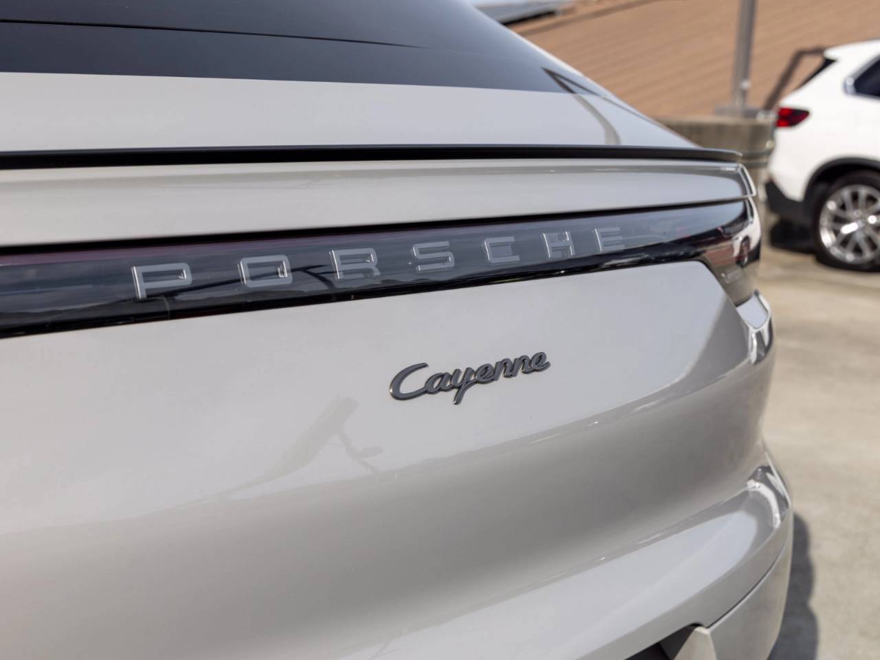 2022 Porsche Cayenne Cayenne Coupe Platinum Edition