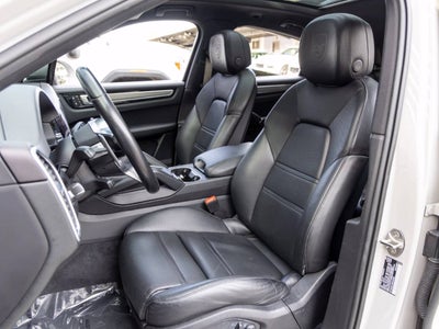 2022 Porsche Cayenne Cayenne Coupe Platinum Edition