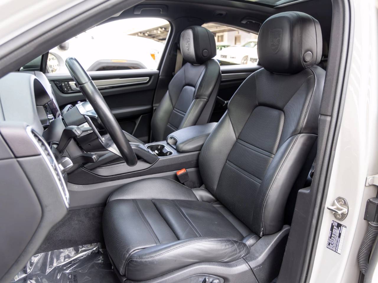 2022 Porsche Cayenne Cayenne Coupe Platinum Edition