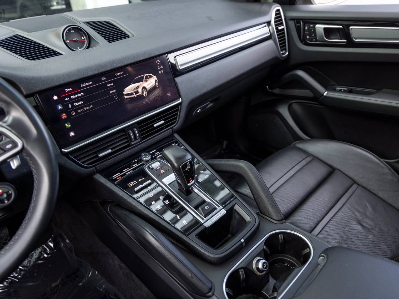 2022 Porsche Cayenne Cayenne Coupe Platinum Edition