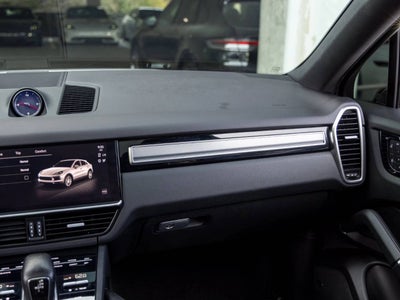 2022 Porsche Cayenne Cayenne Coupe Platinum Edition
