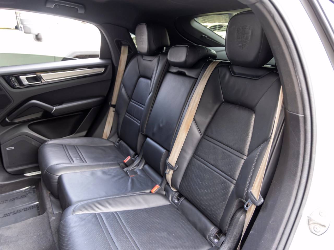 2022 Porsche Cayenne Cayenne Coupe Platinum Edition