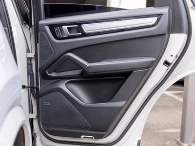 2022 Porsche Cayenne Cayenne Coupe Platinum Edition