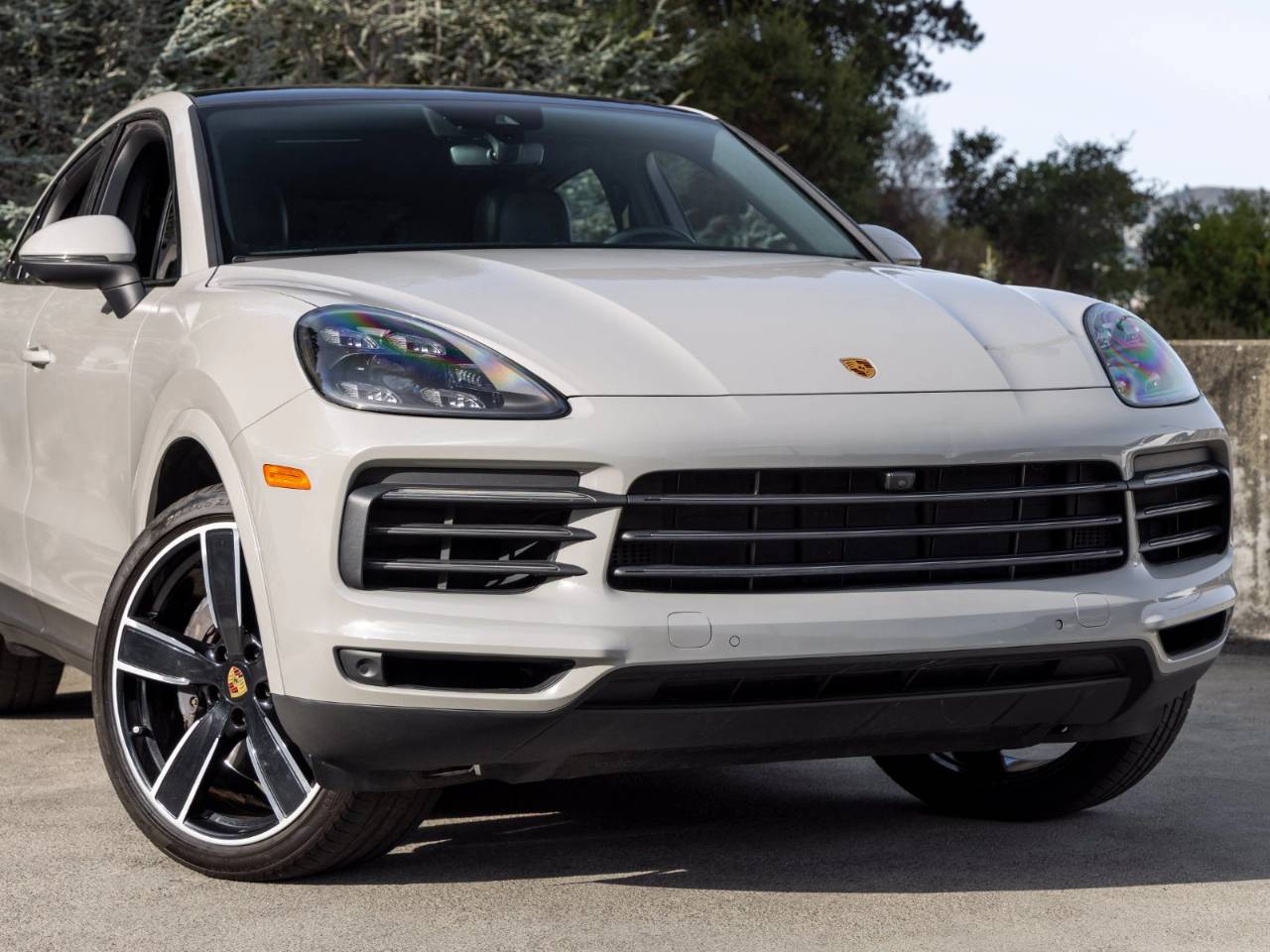 2022 Porsche Cayenne Cayenne Coupe Platinum Edition