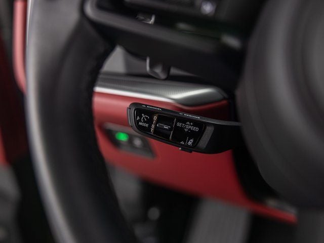 2025 Porsche Cayenne Coupe Base