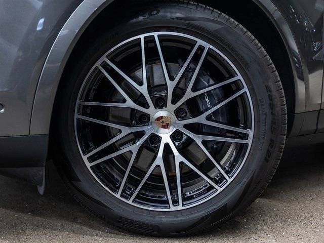 2025 Porsche Cayenne Coupe