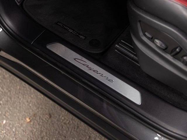 2025 Porsche Cayenne Coupe