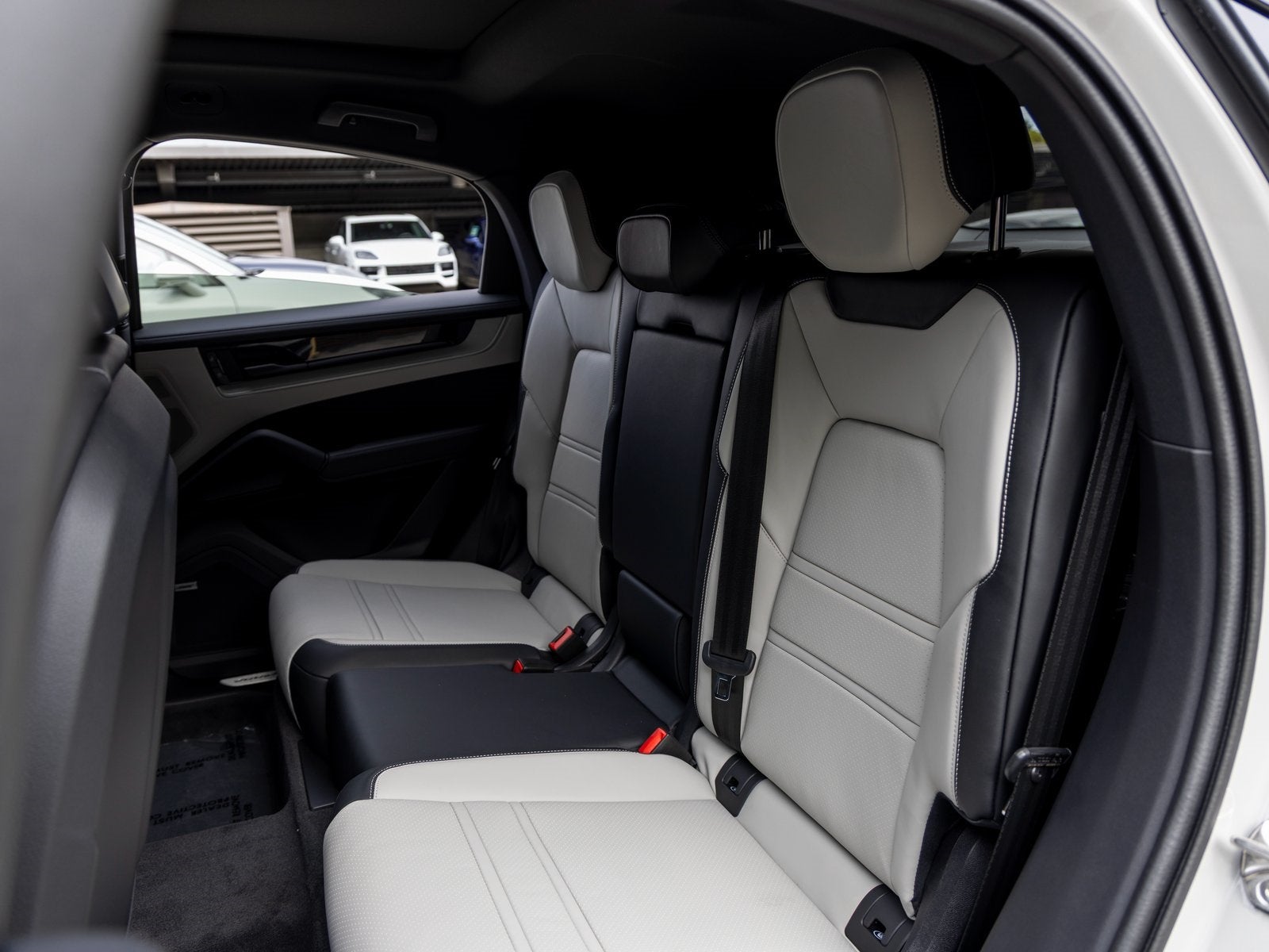 2025 Porsche Cayenne Cayenne Coupe