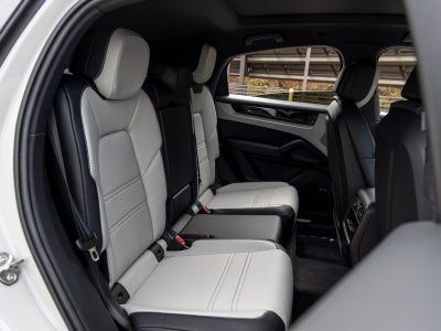 2025 Porsche Cayenne Cayenne Coupe