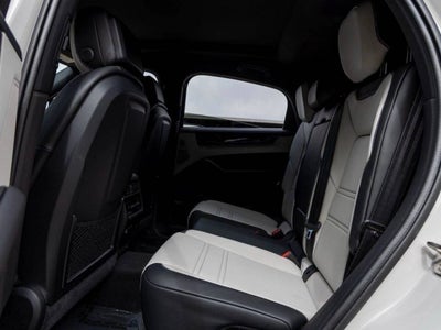 2025 Porsche Cayenne Cayenne Coupe
