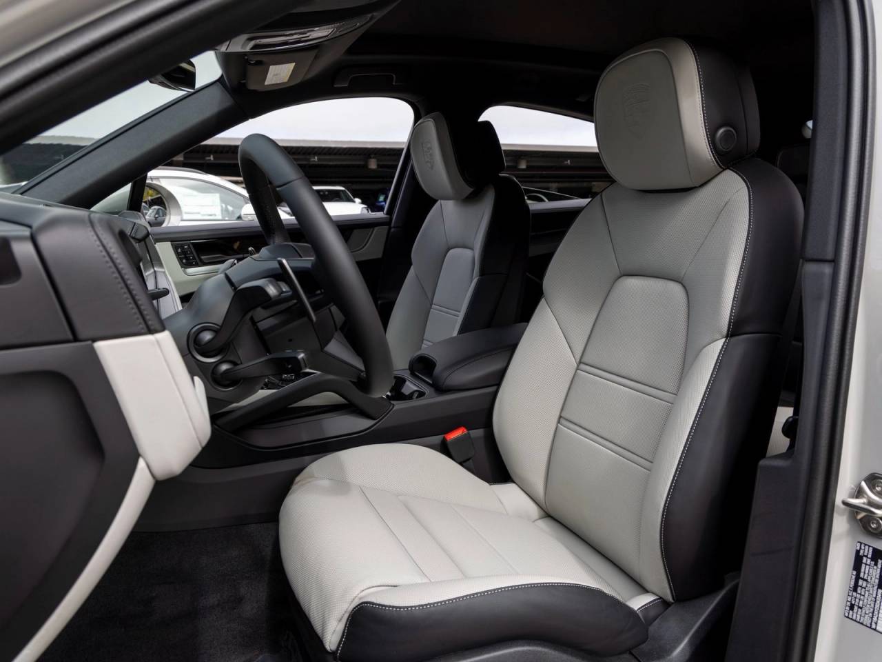 2025 Porsche Cayenne Cayenne Coupe