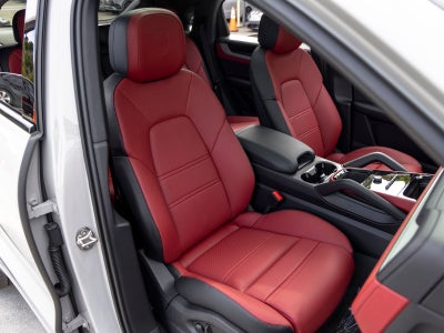 2026 Porsche Cayenne Coupe