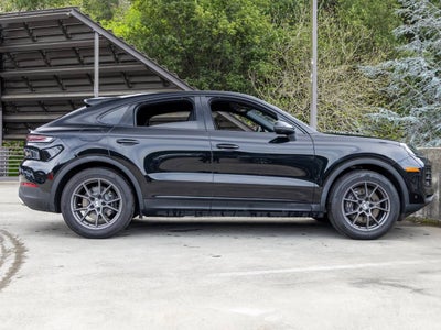 2025 Porsche Cayenne Cayenne Coupe