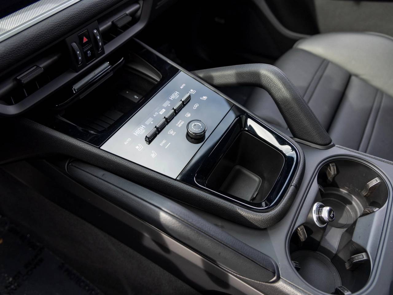 2025 Porsche Cayenne Cayenne Coupe