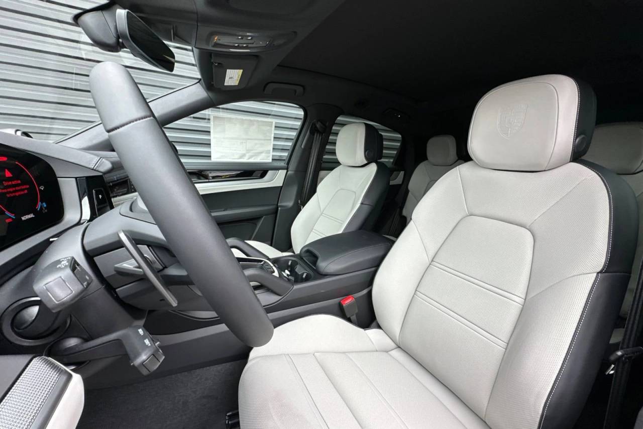 2026 Porsche Cayenne Cayenne Coupe