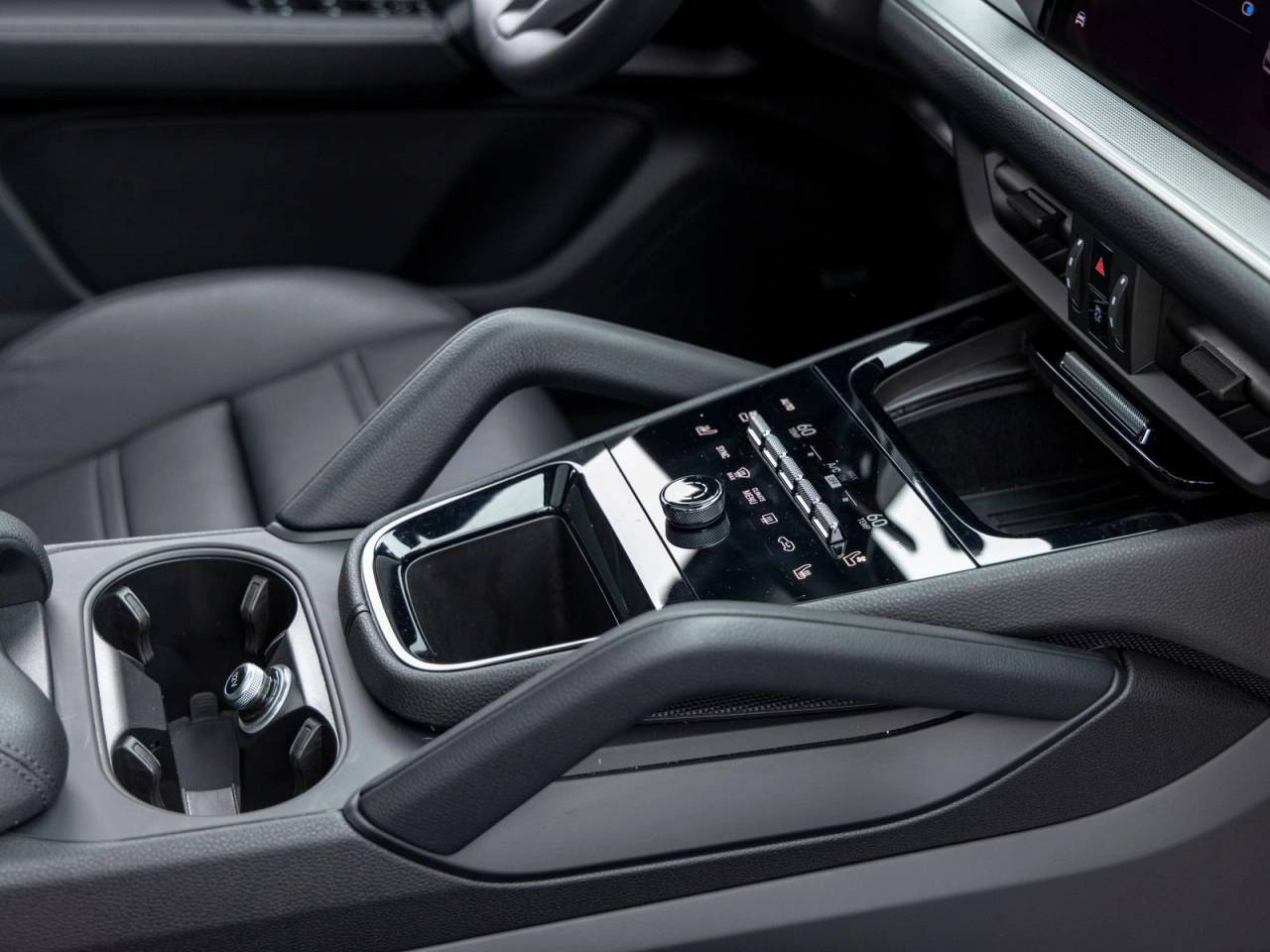 2026 Porsche Cayenne Cayenne Coupe